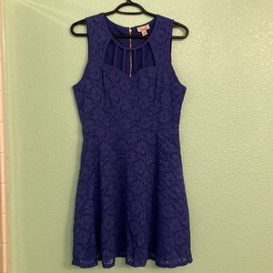 Ambar Sleeveless dress